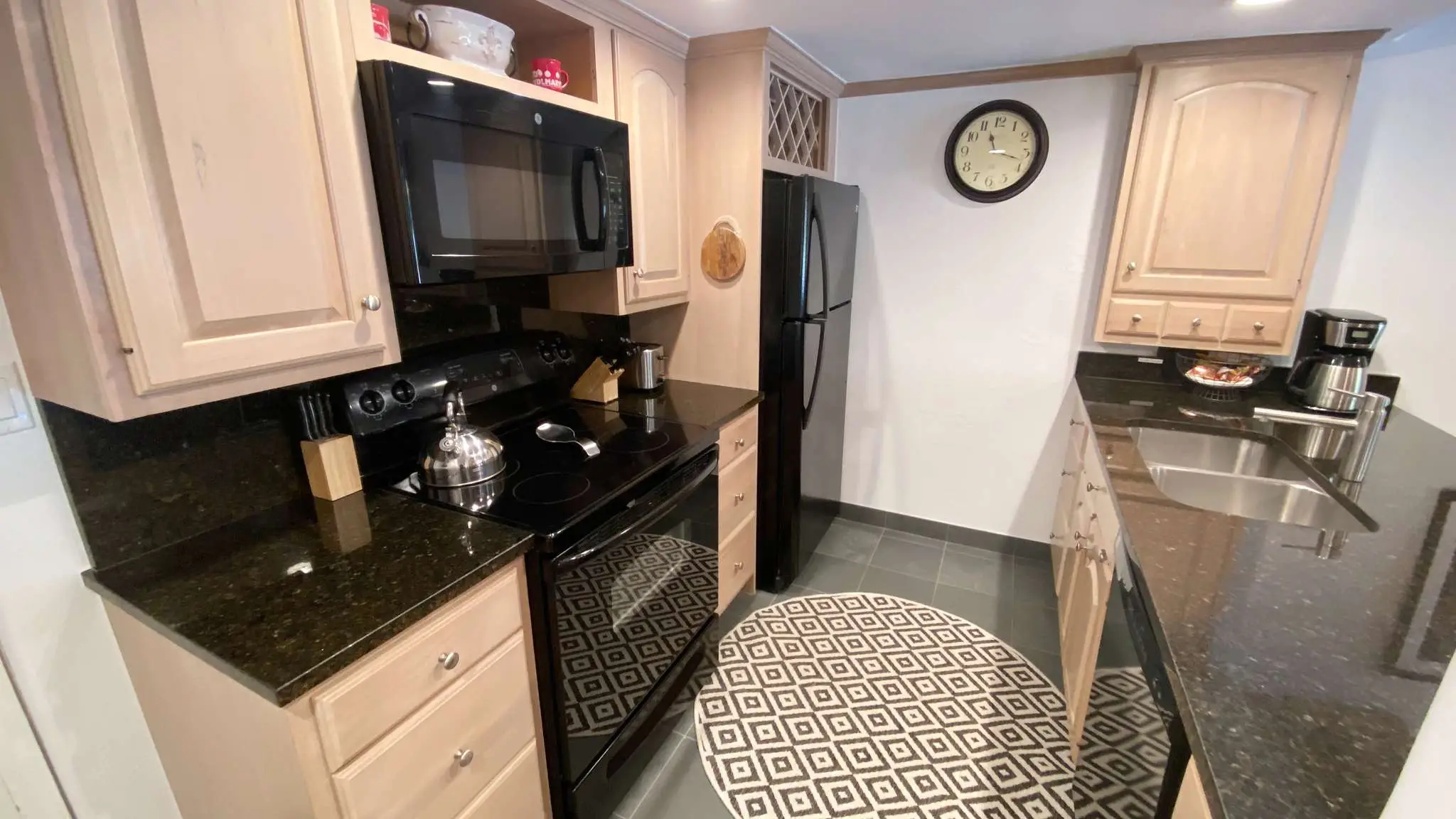 101-k-and-stove-6-8-22-4032