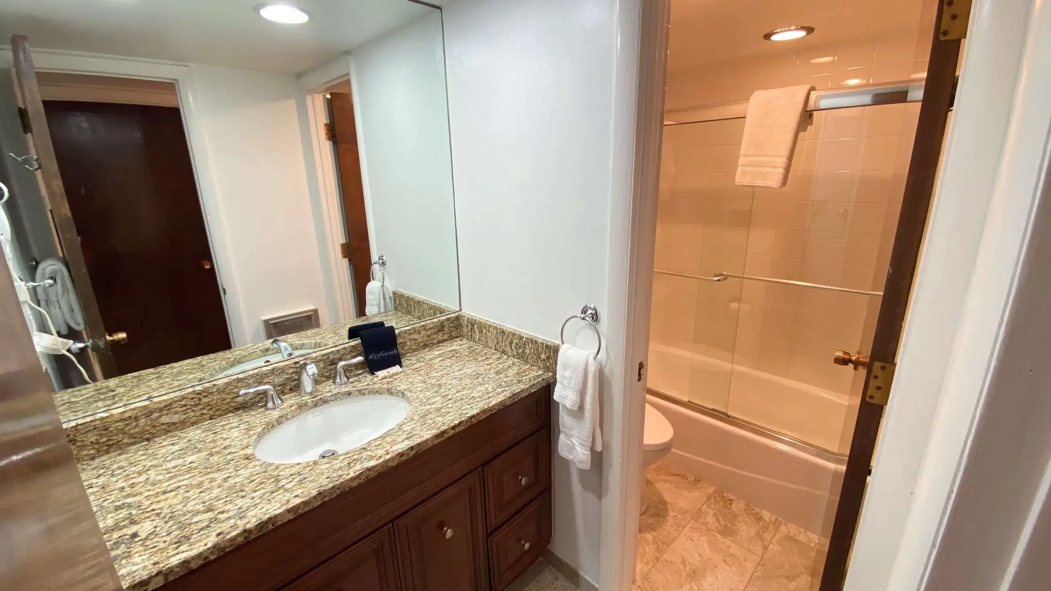 406-full-bath-9-23-22-4032x