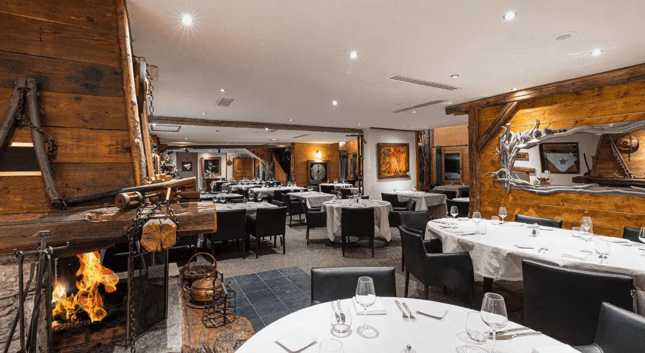 61dc8ce47a9e0d7729cef6d2_Restaurant-Hotel-Carlina-la-plagne-les-etincelles