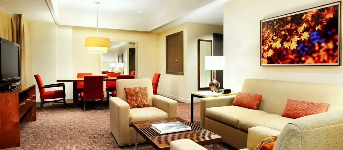 CENTRE-SHERATON-MONTREAL-HOTEL-4-7