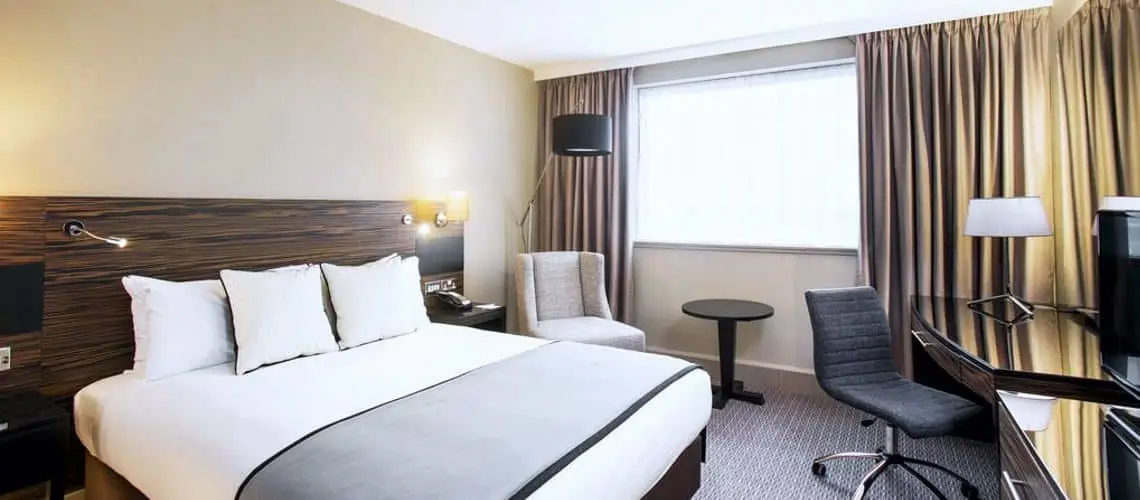 CROWNE-PLAZA-STRATFORD-UPON-AVON-4-4