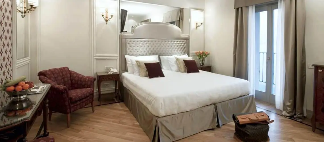 HOTEL-VILLA-FLORI-4-16