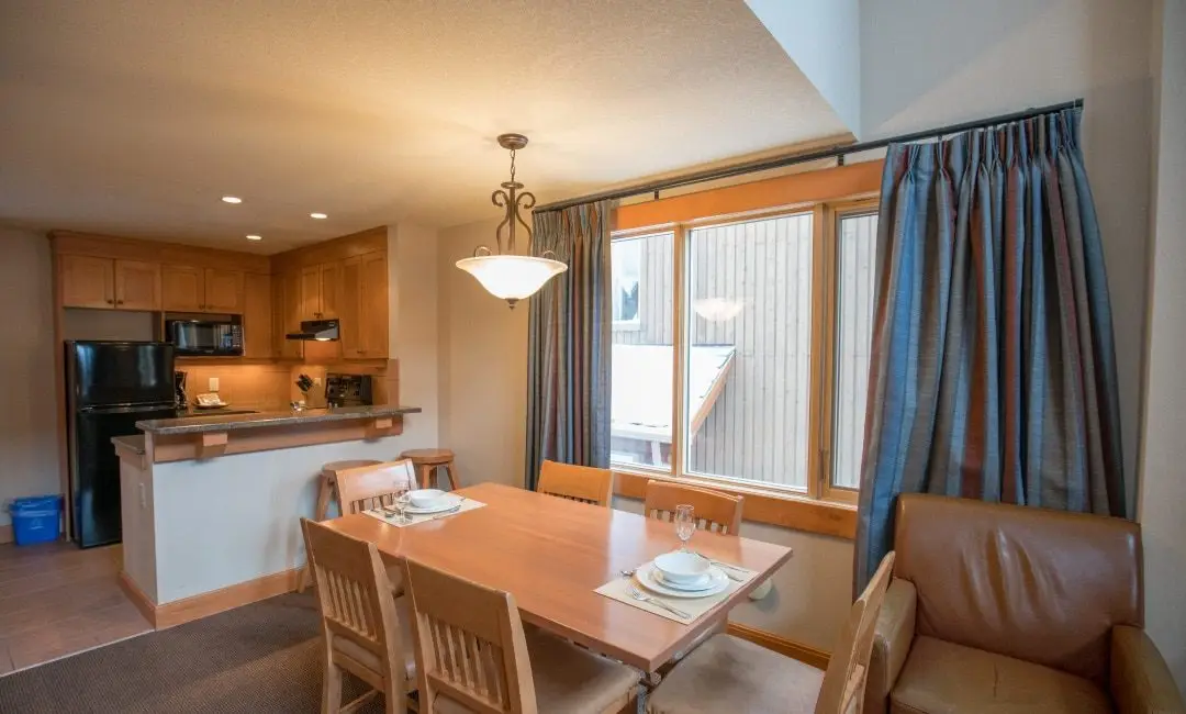 HRR-6-PremiereLoftCondo
