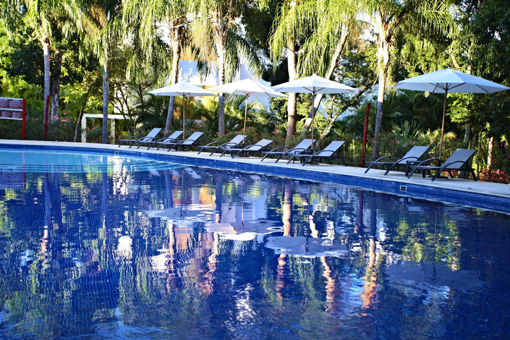 LBPSIAN_MEX_POOL_001