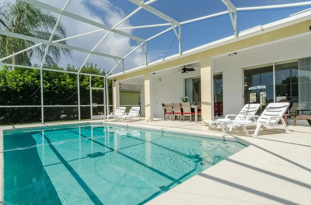 LakesideVilla-Pool3