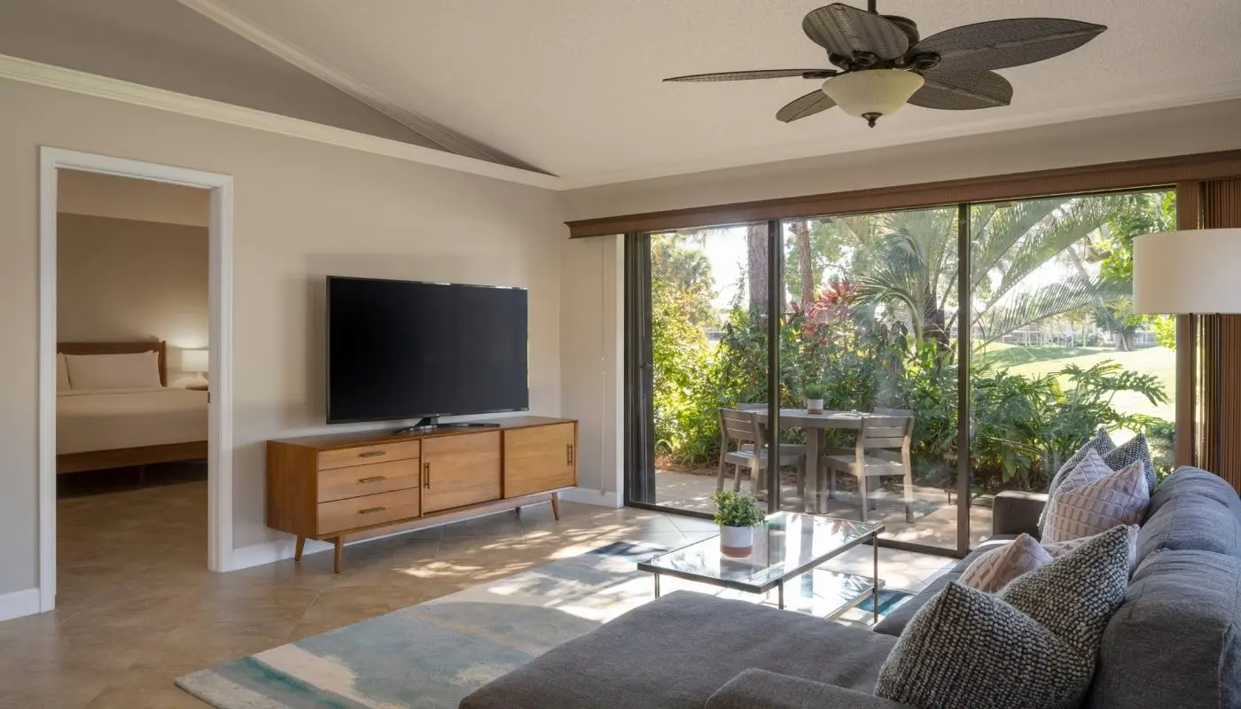 PGA_Cottage-3726-R_143-1400x800