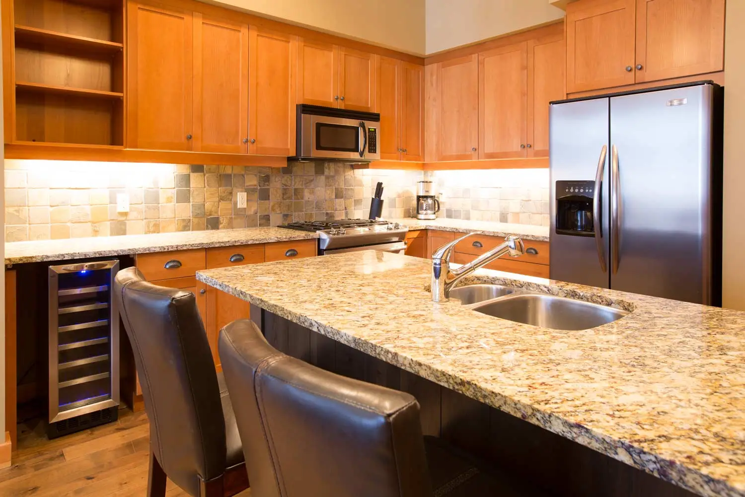 RFlett_RMRL_Slalom-Creek_Kitchen