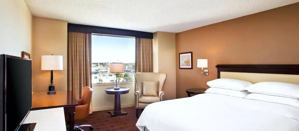SHERATON-AUSTIN-HOTEL-AT-THE-CAPITOL-4-5