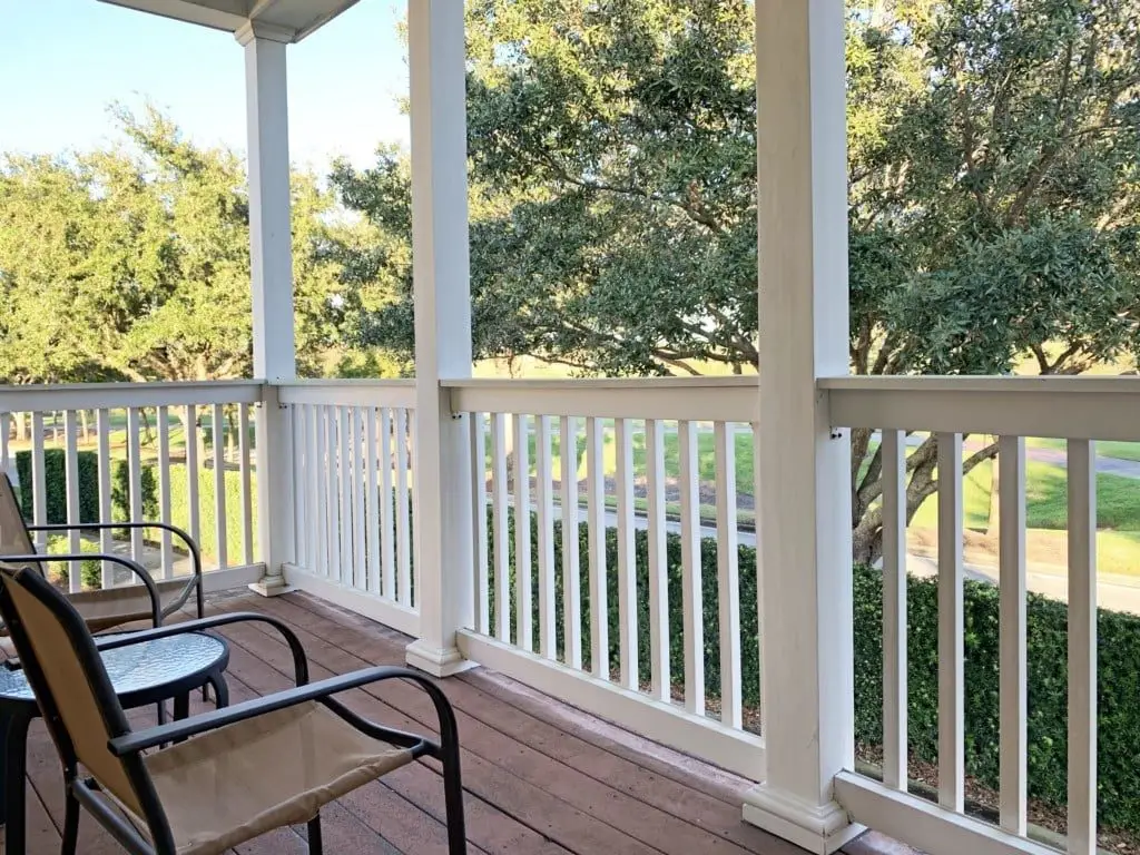 balcony