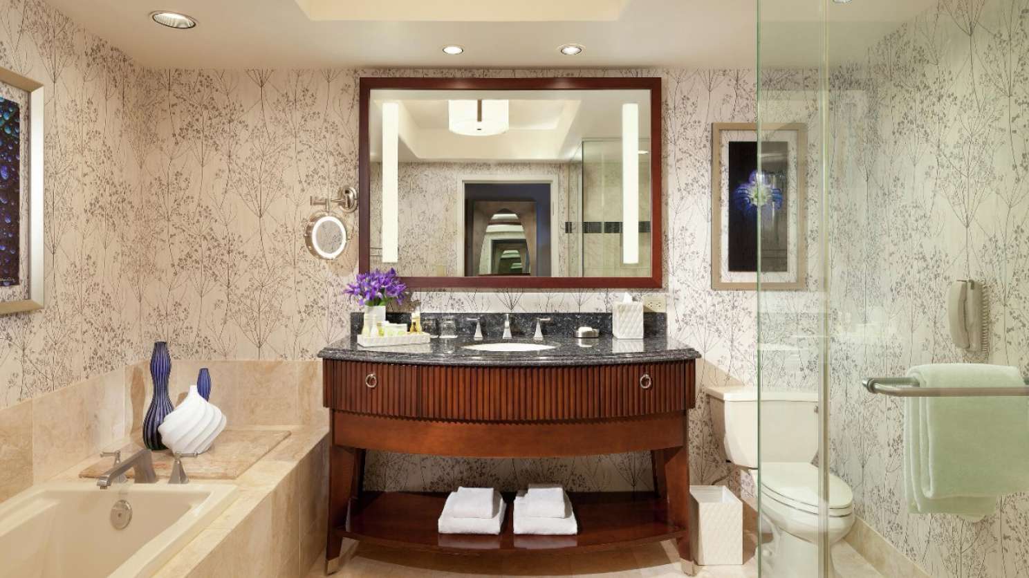 bellagio-hotel-resort-room-king-sapphire-bathroom.tif.image.1488.836.high