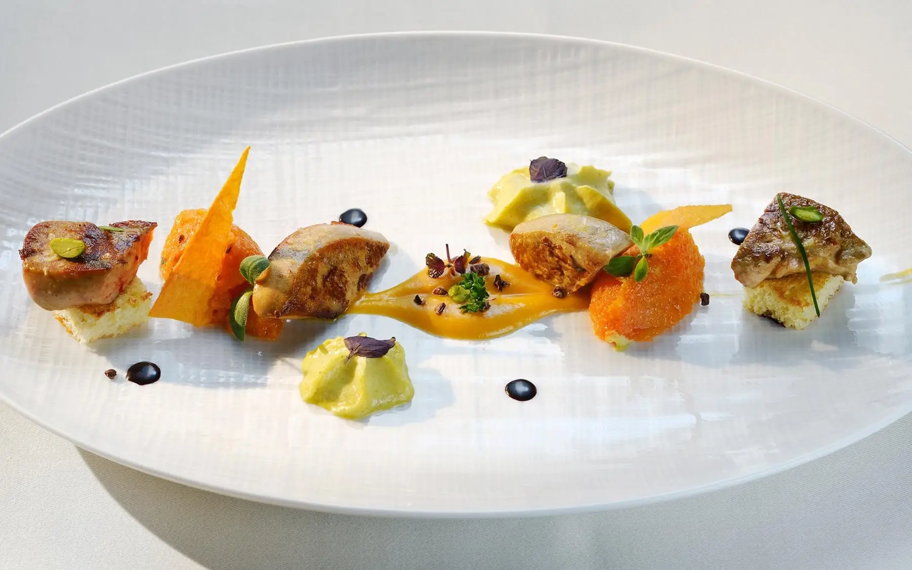capri-mediterranean-restaurant-zermatt_mcp-capri-food-003-01-new