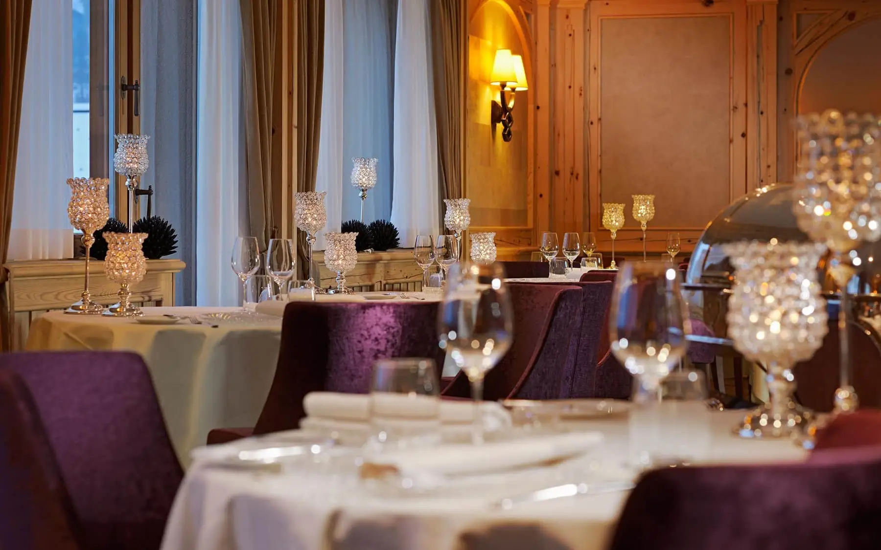 capri-mediterranean-restaurant-zermatt_mcp-capri-ristorante-01-09-new