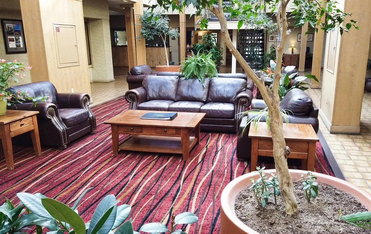 christie-lodge (1)