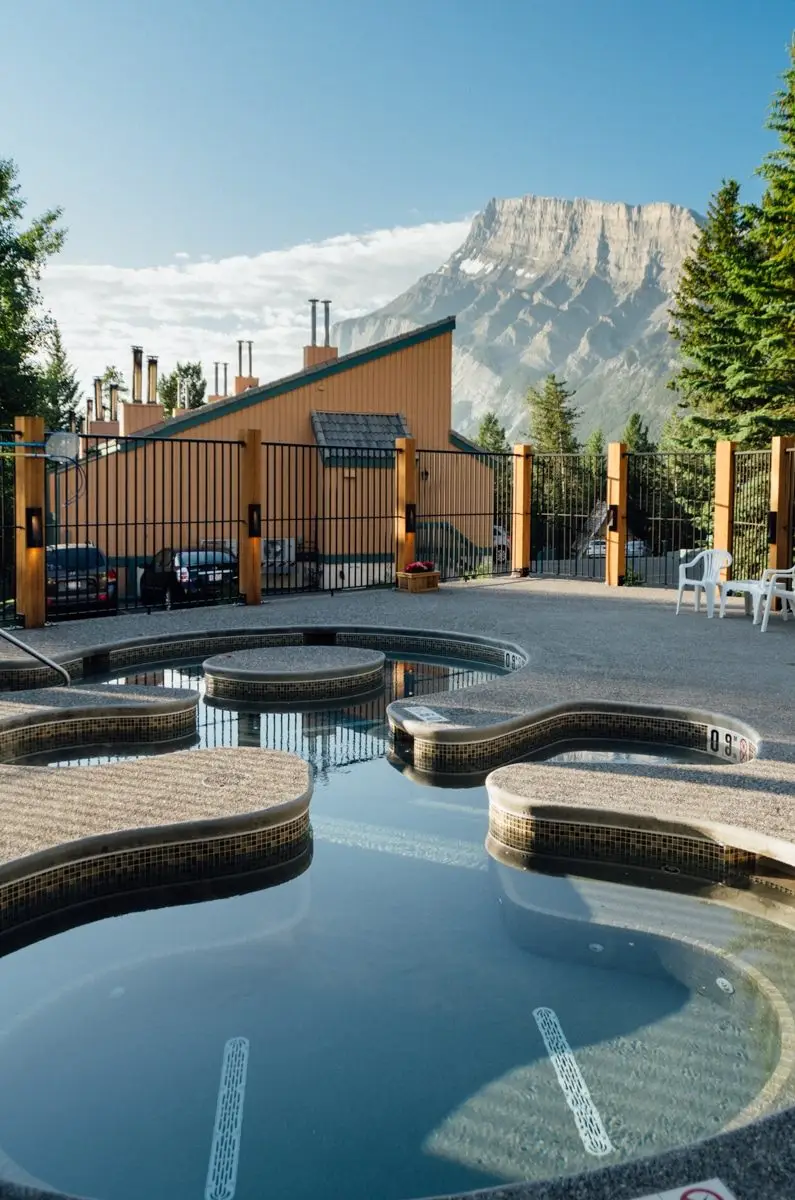 douglas-fir-2-chalets
