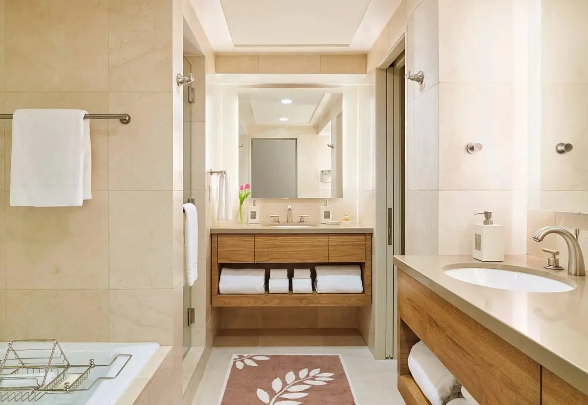 guest-room-bathroom