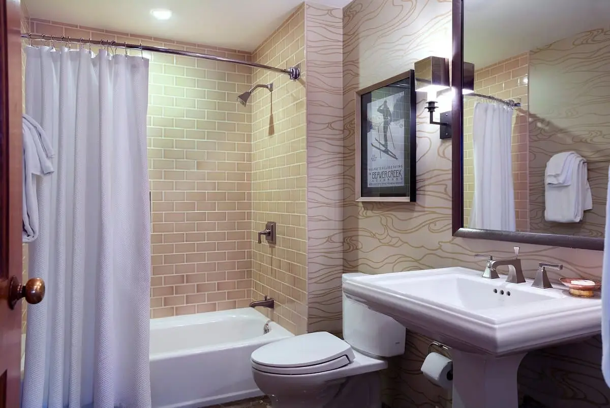 jack-scott-suite-bathroom
