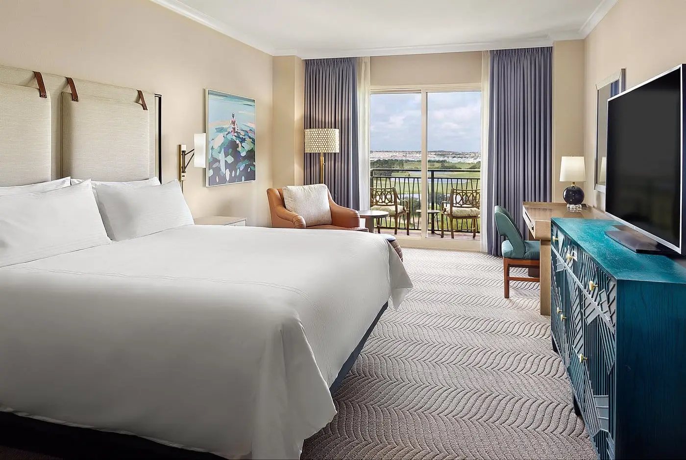 king-balcony-room-premiere