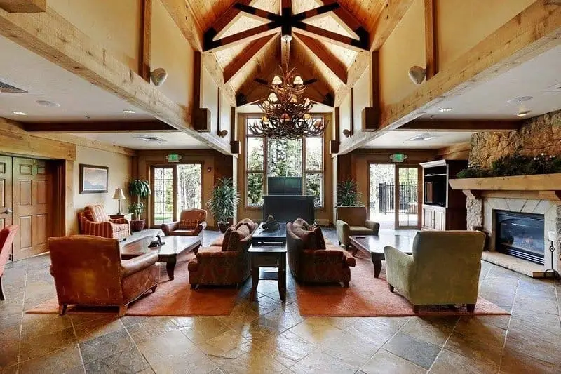 lobby (5)