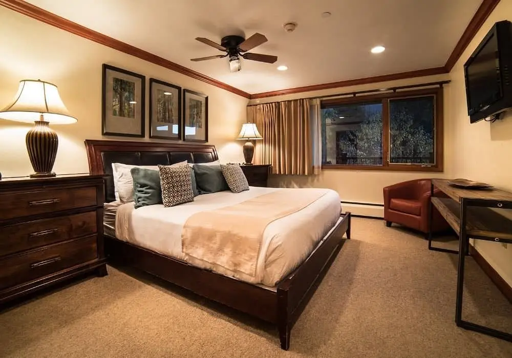 manor-vail-lodge-gold (4)