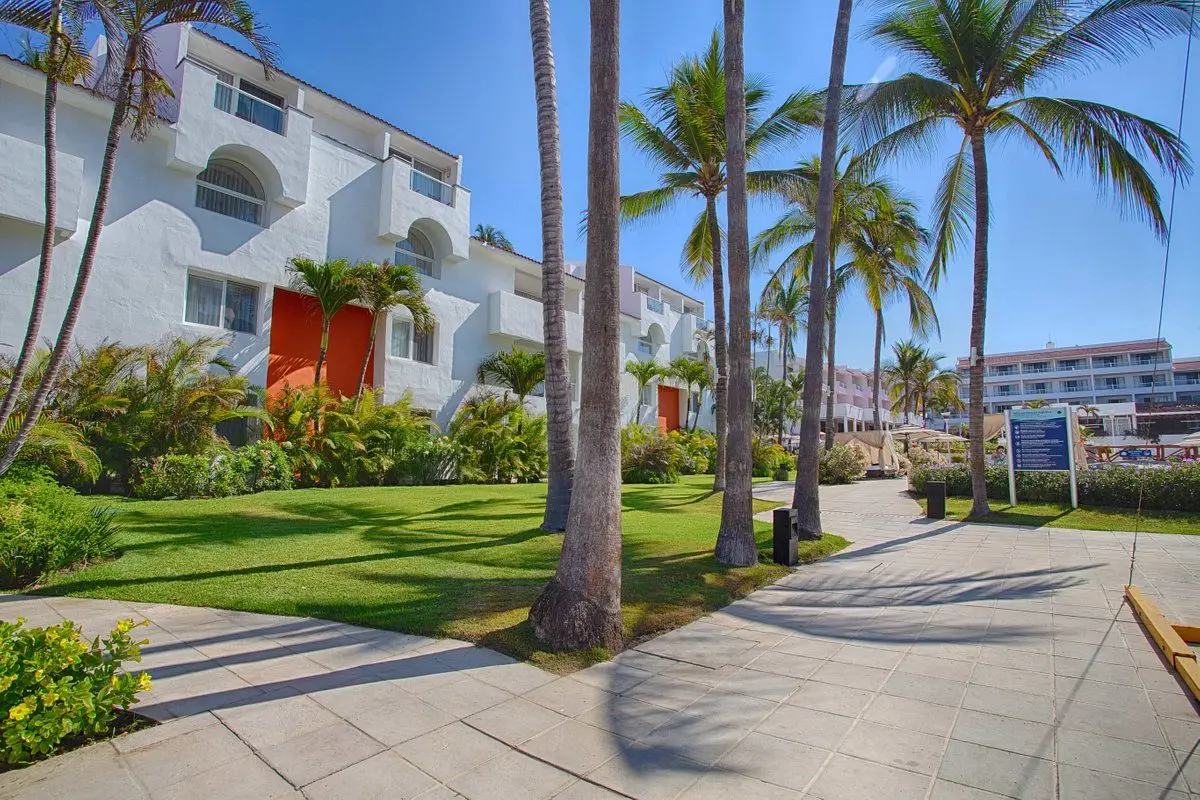 marival-emotions-resort