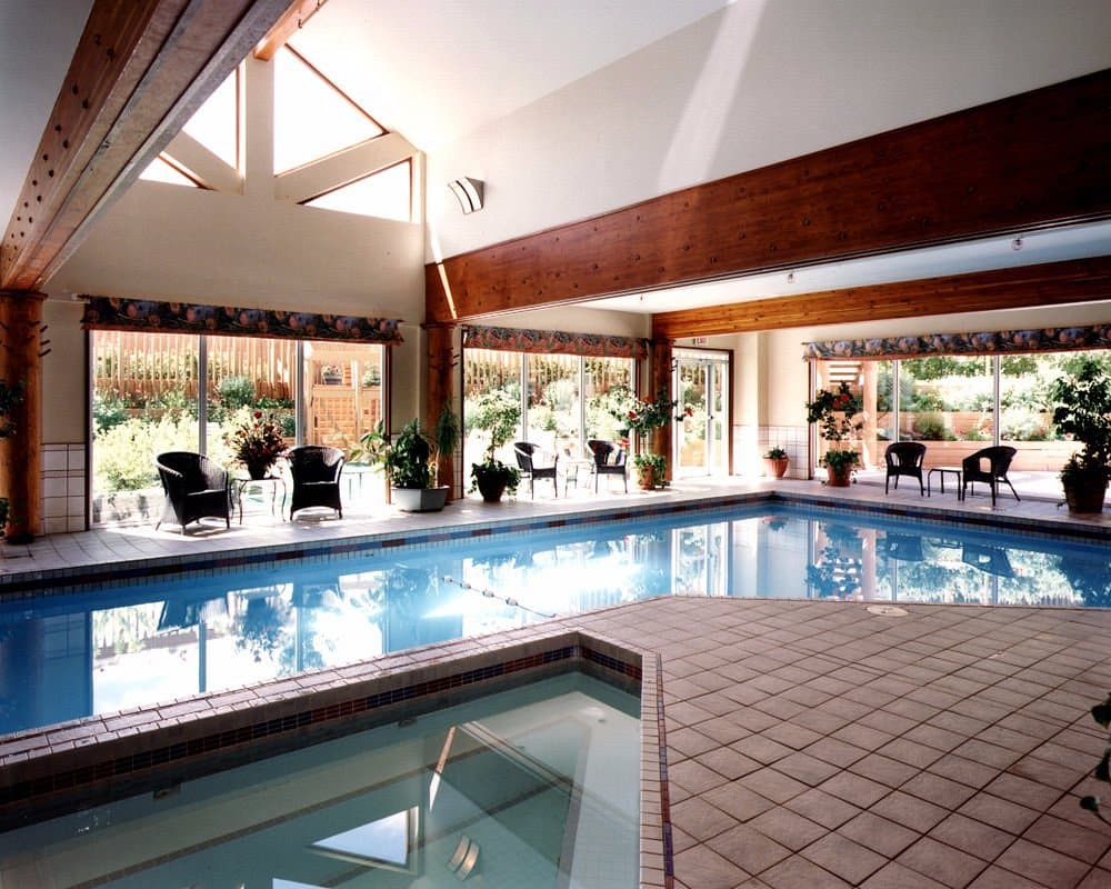 pool-indoor