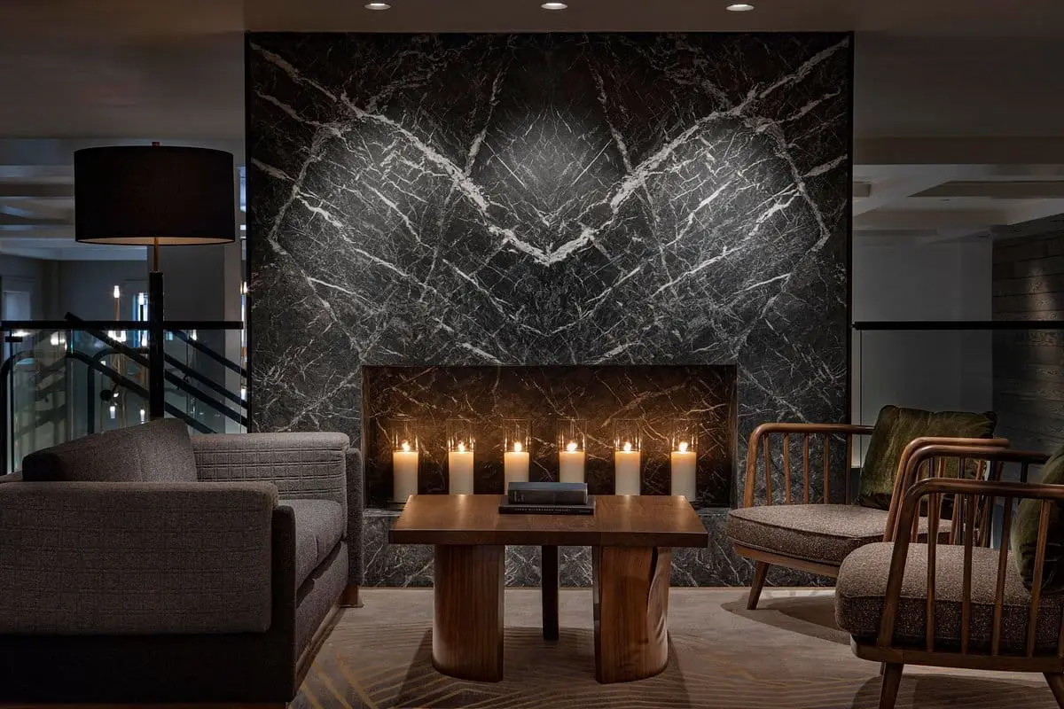revel-lounge (3)