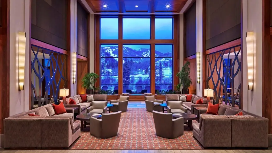 riverfront-spa-lobby