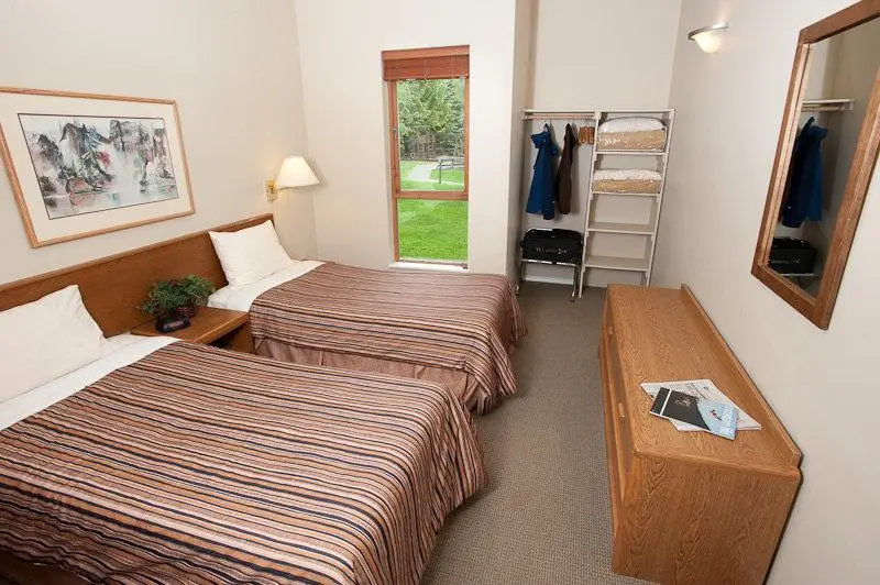 tantalus-twin-bedroom