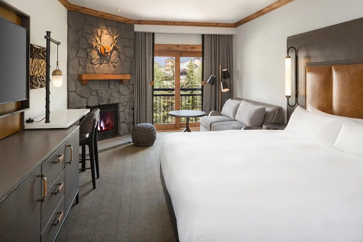 the-hythe-a-luxury-collection (8)