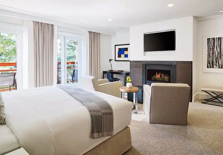 town-side-guest-room