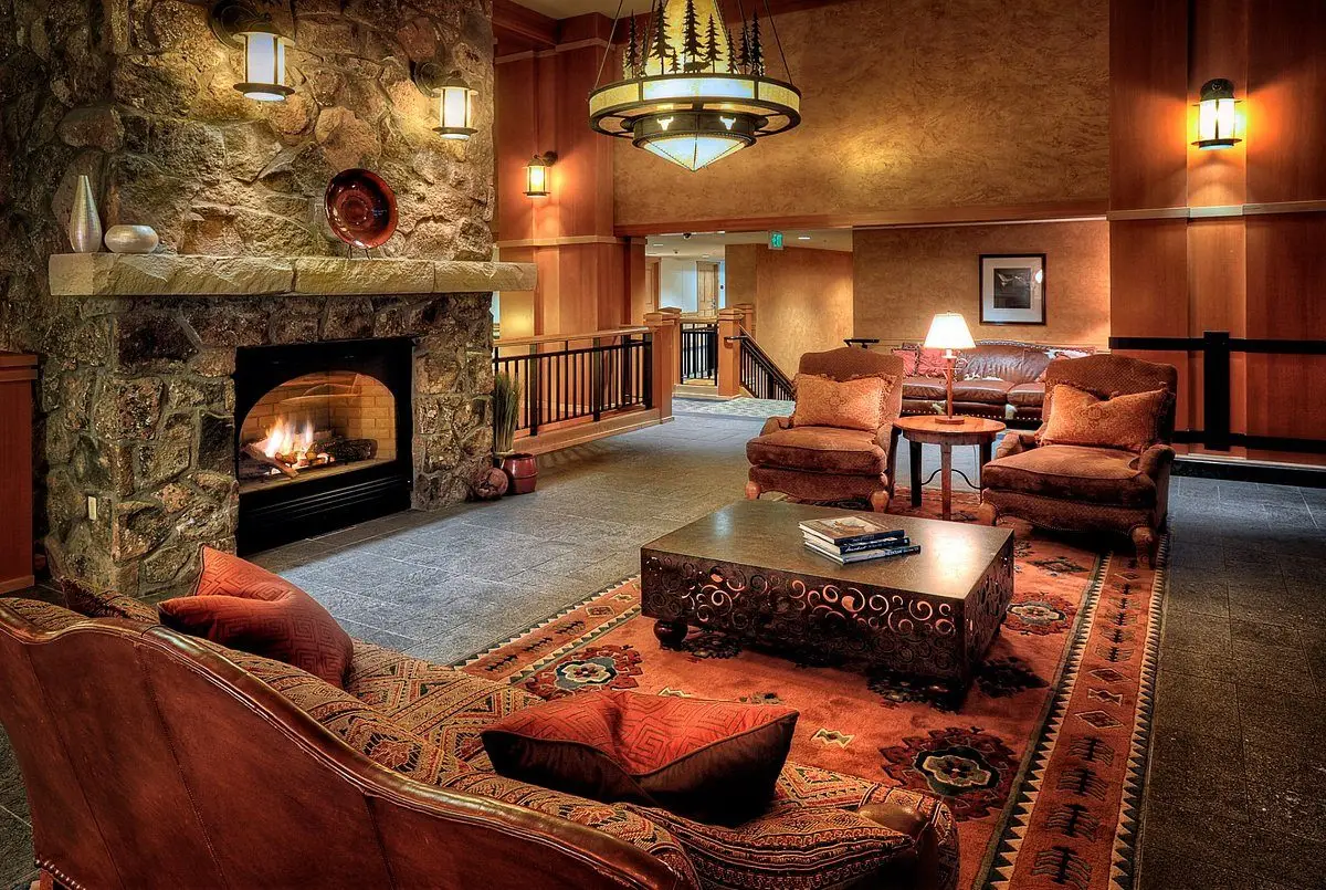 upper-lobby (1)