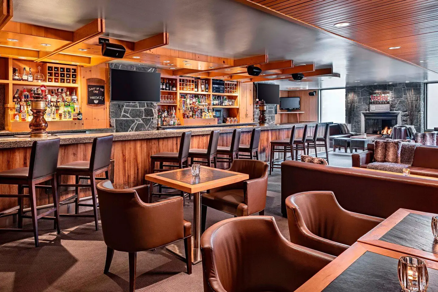 ysewi-firerock-lounge-3994-hor-clsc