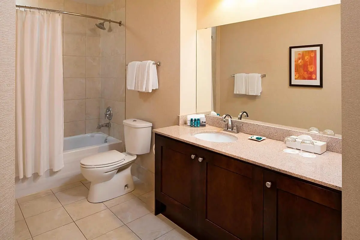 two-bedroom-condo-bathroom
