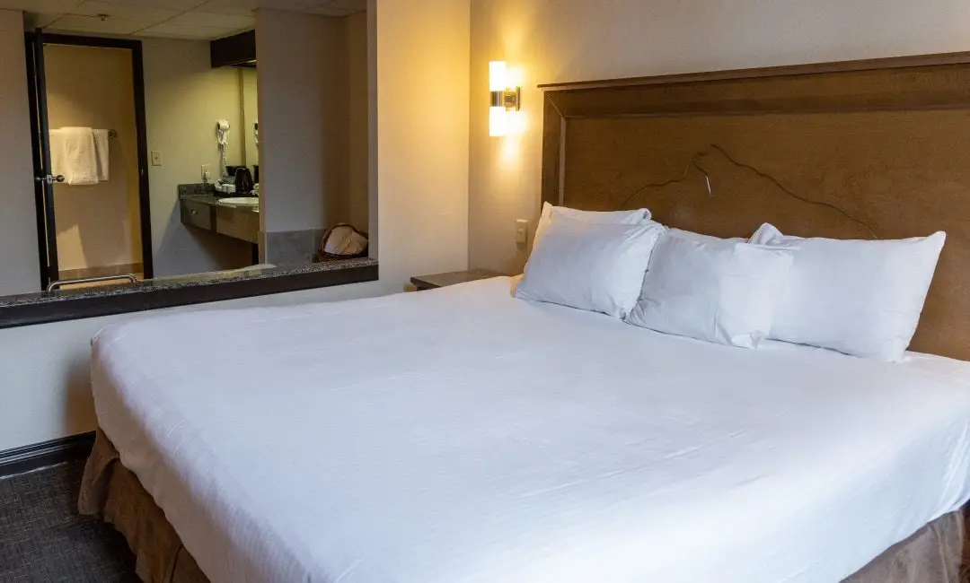 1080-RSL-LKJ-Bed2