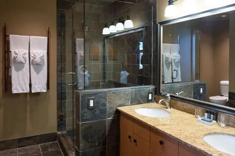 Main+Lodge+Suites-2-2