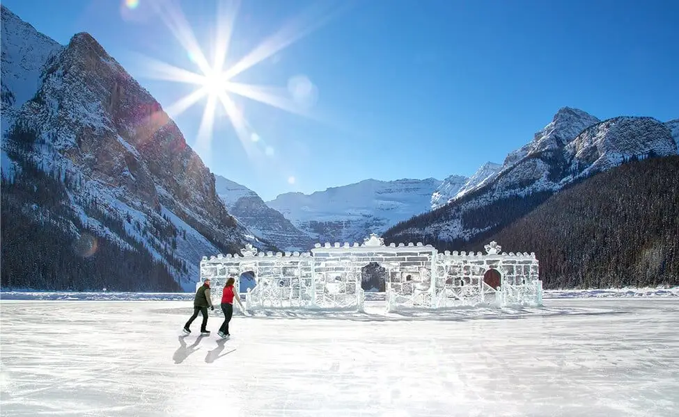 cll-skating-ice-castle-2019