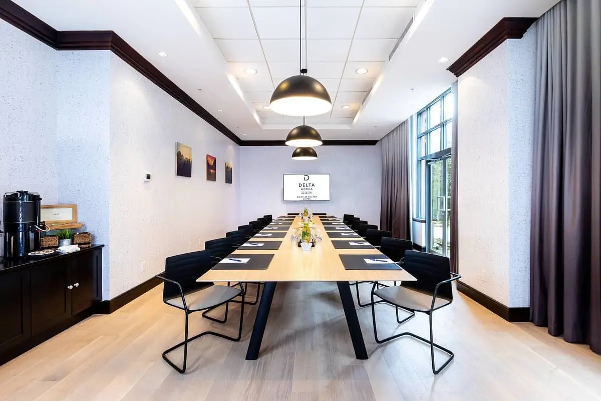 eagle-boardroom
