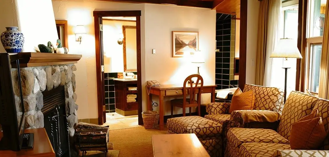 h-suite-4-1130x540