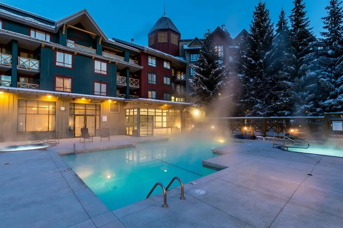 outdoor-pool (1)