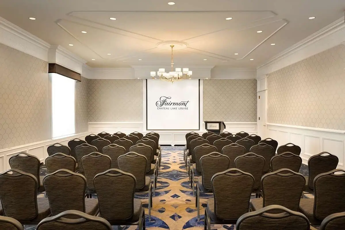 pipestone-room-meeting