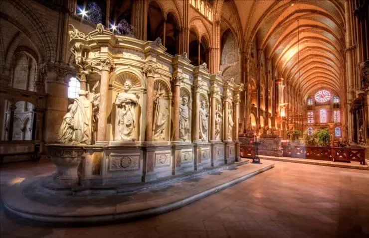 Basilique-Saint-Remi-Reims-740x478