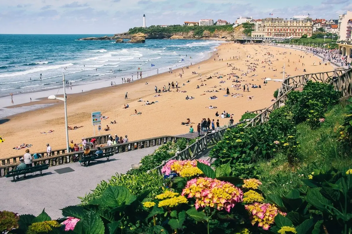 grande-plage-biarritz