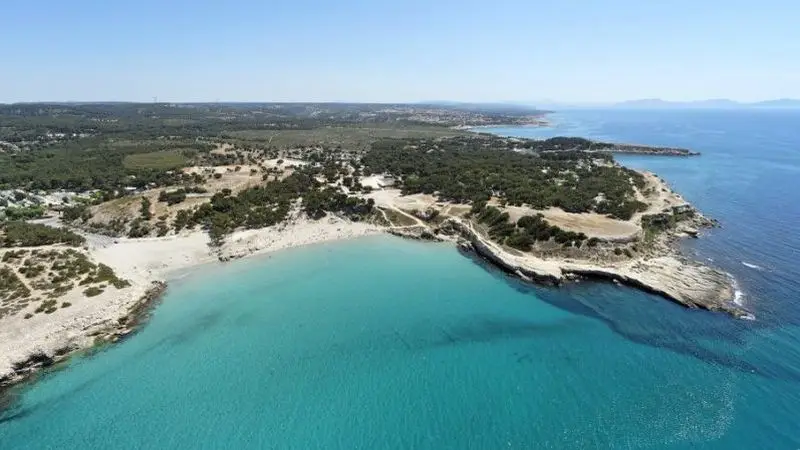 5edfa36084917_800x600_plage-de-sainte-croix-157581-4863584