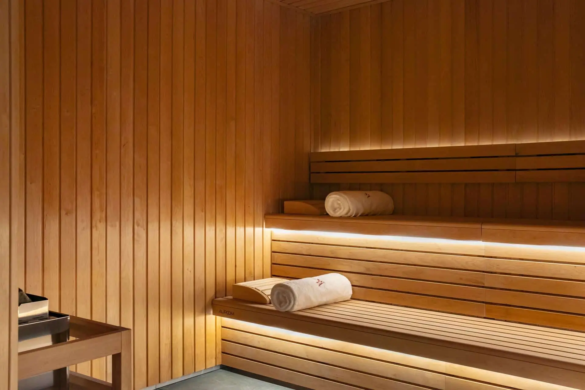 hotel-le-coucou-spa-100283-1920-1080-auto