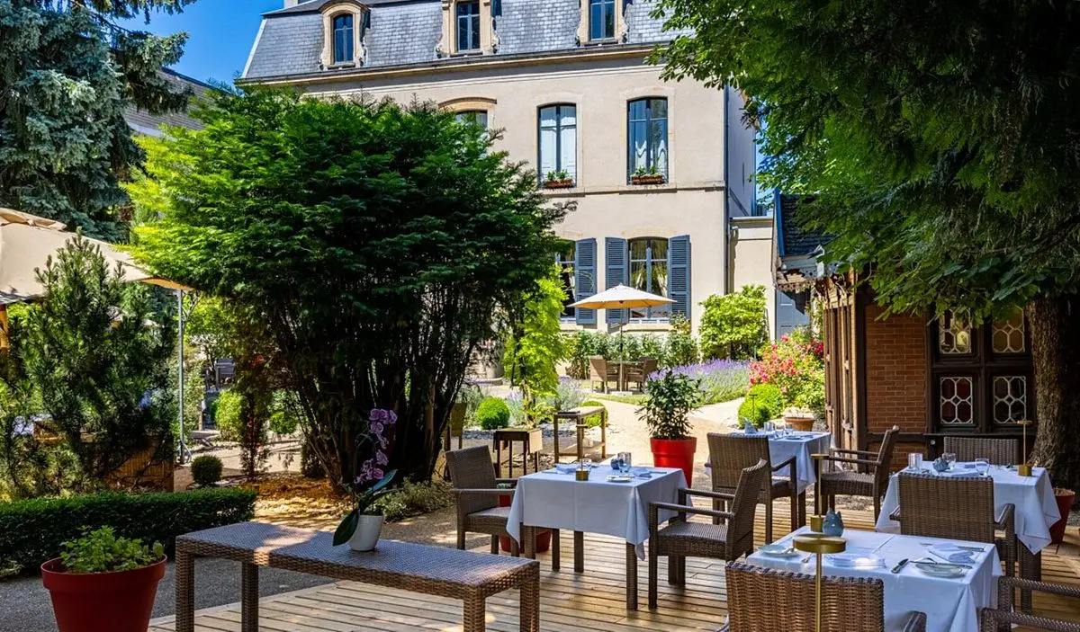 hostellerie-cedre-spa (10)