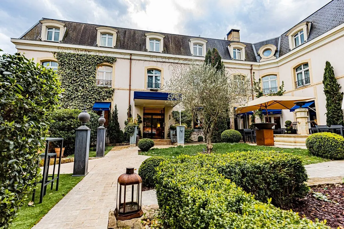 hostellerie-cedre-spa (2)