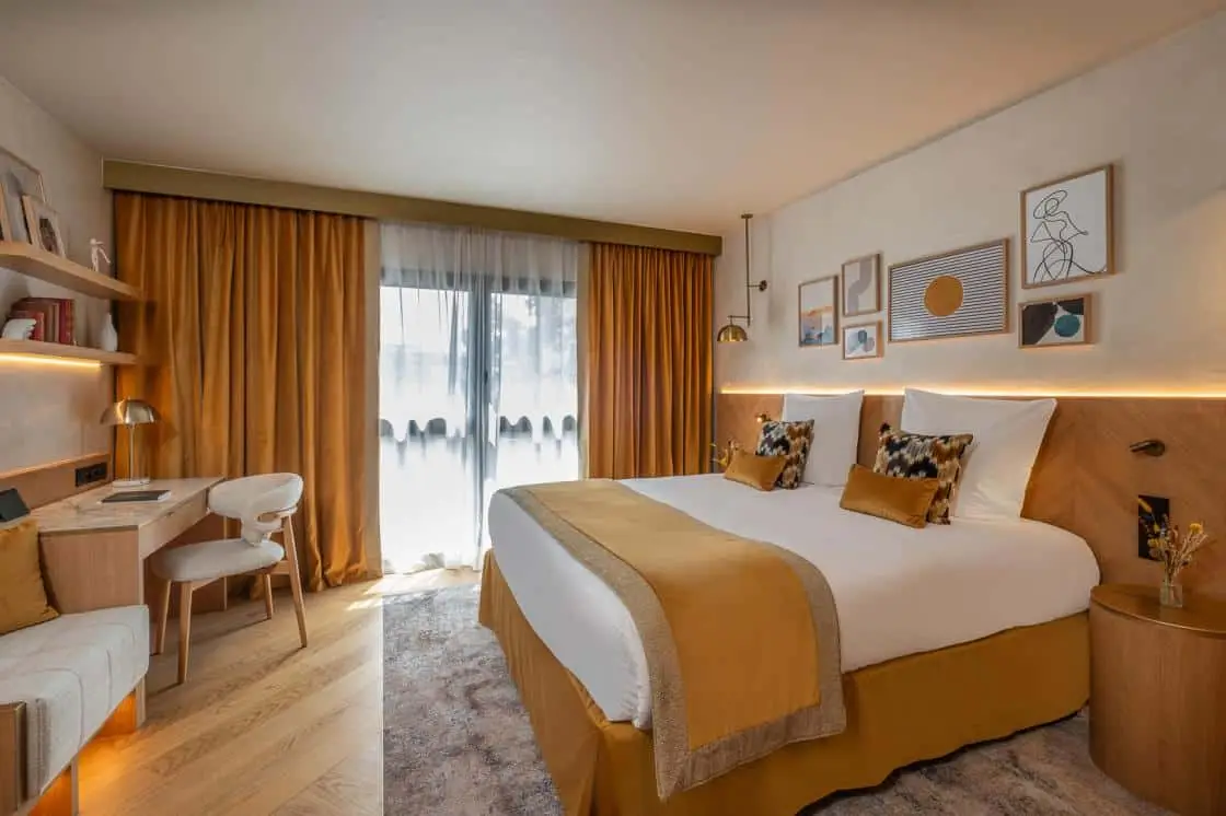 hotel-burdigala-chambre-classique-190245-1120-510-landscape