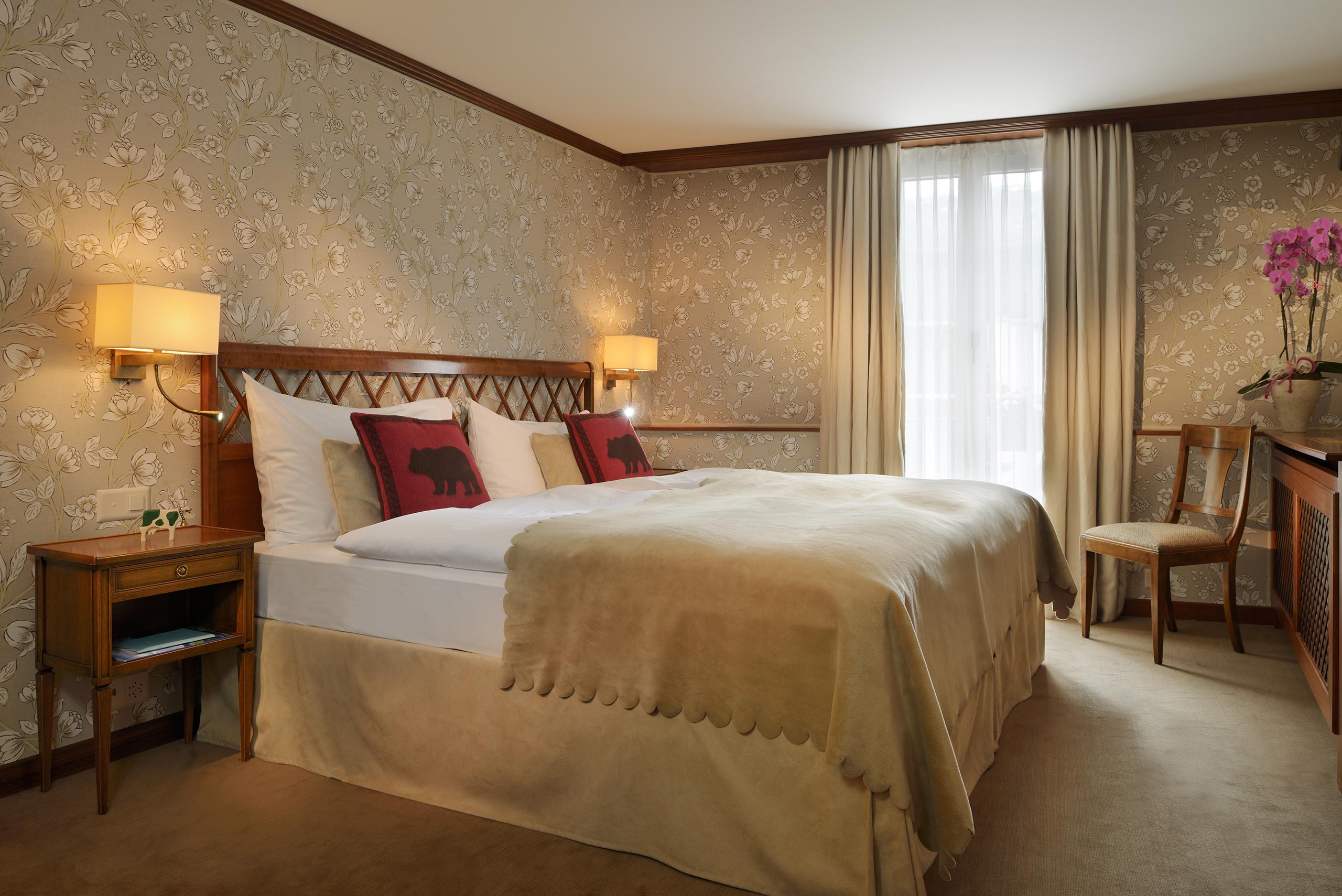 monte-rosa-hotel-zermatt_mr-06-classiconebedroomsuite-501-24