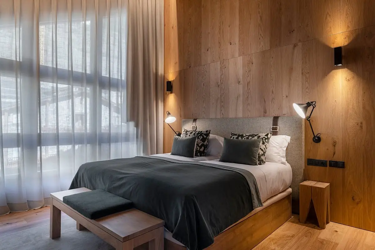 les-planelles-bedroom