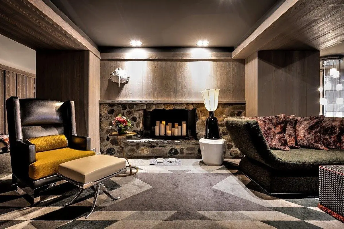lobby (12)